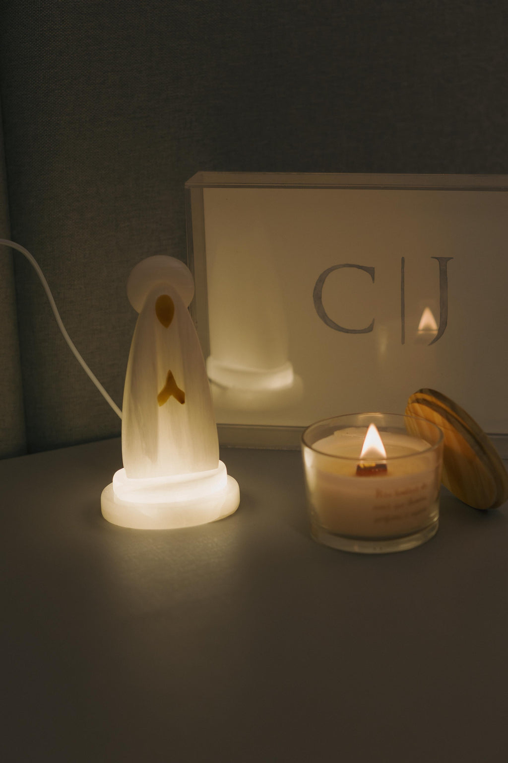 Luz Presença ・ 15cm