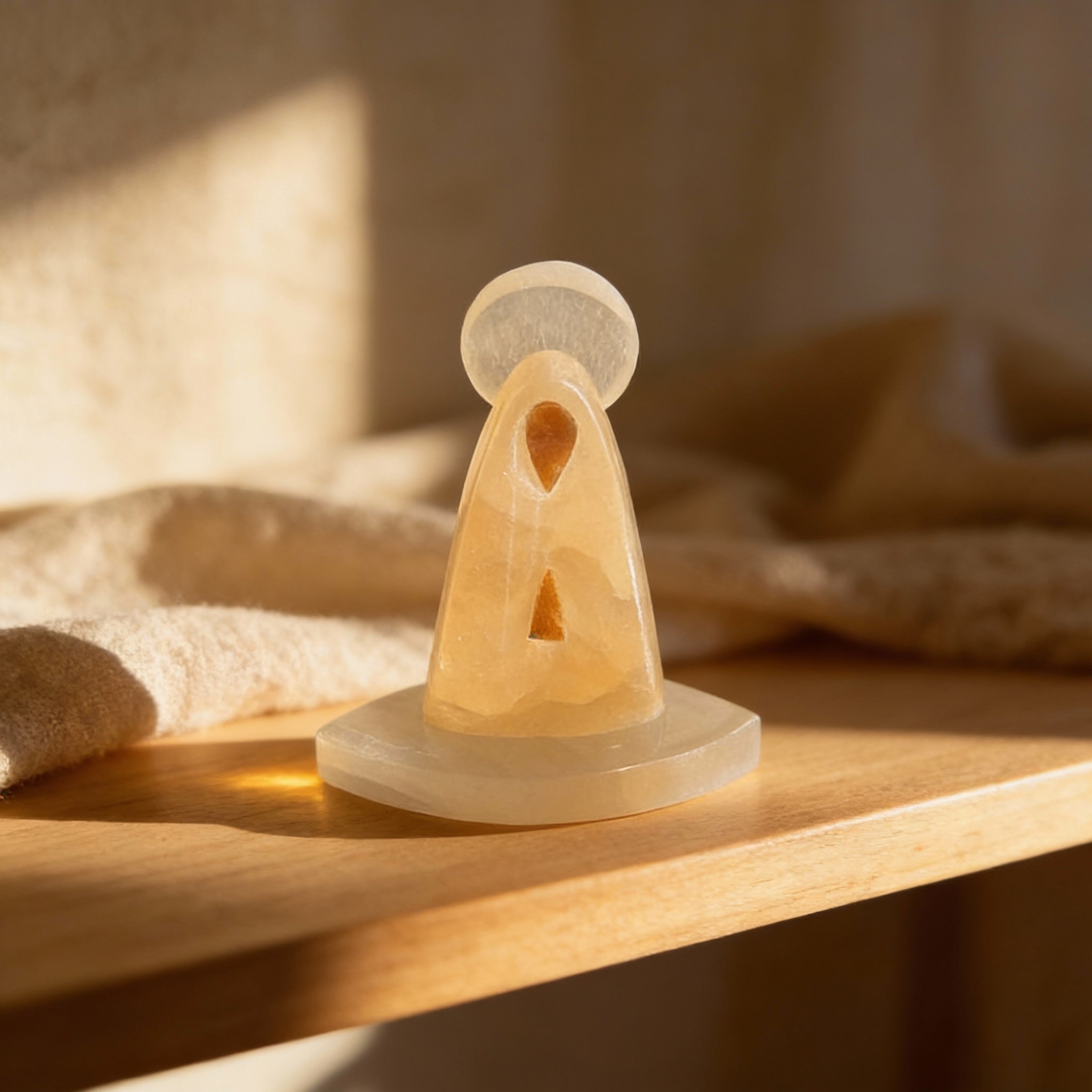 Imagem Sagrada Nossa Senhora Graça e Luz - 7cm - Sensí